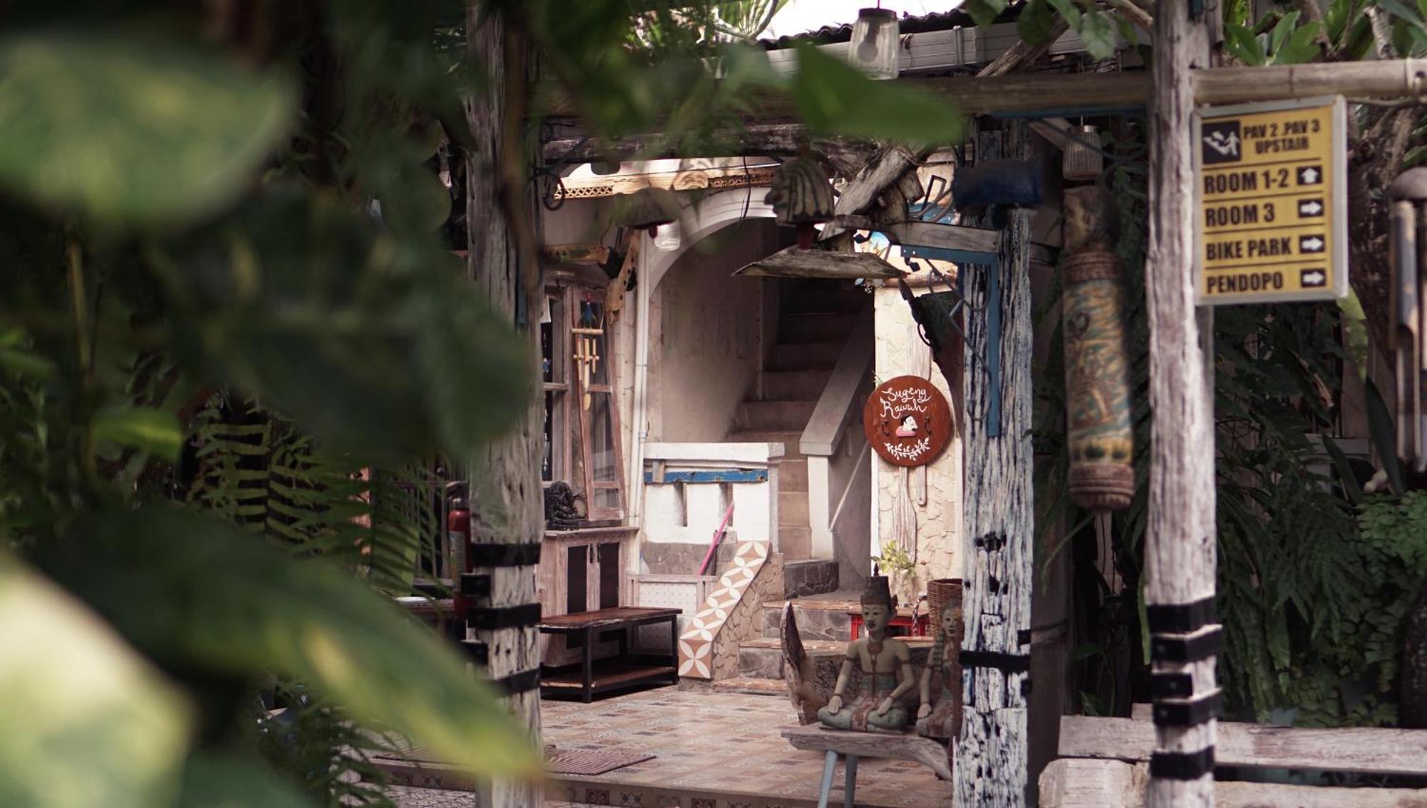 Budarno Homestay Kejayan Exterior photo
