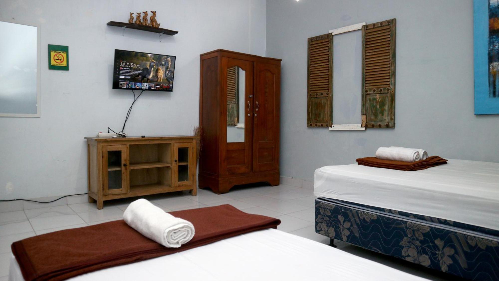 Budarno Homestay Kejayan Exterior photo