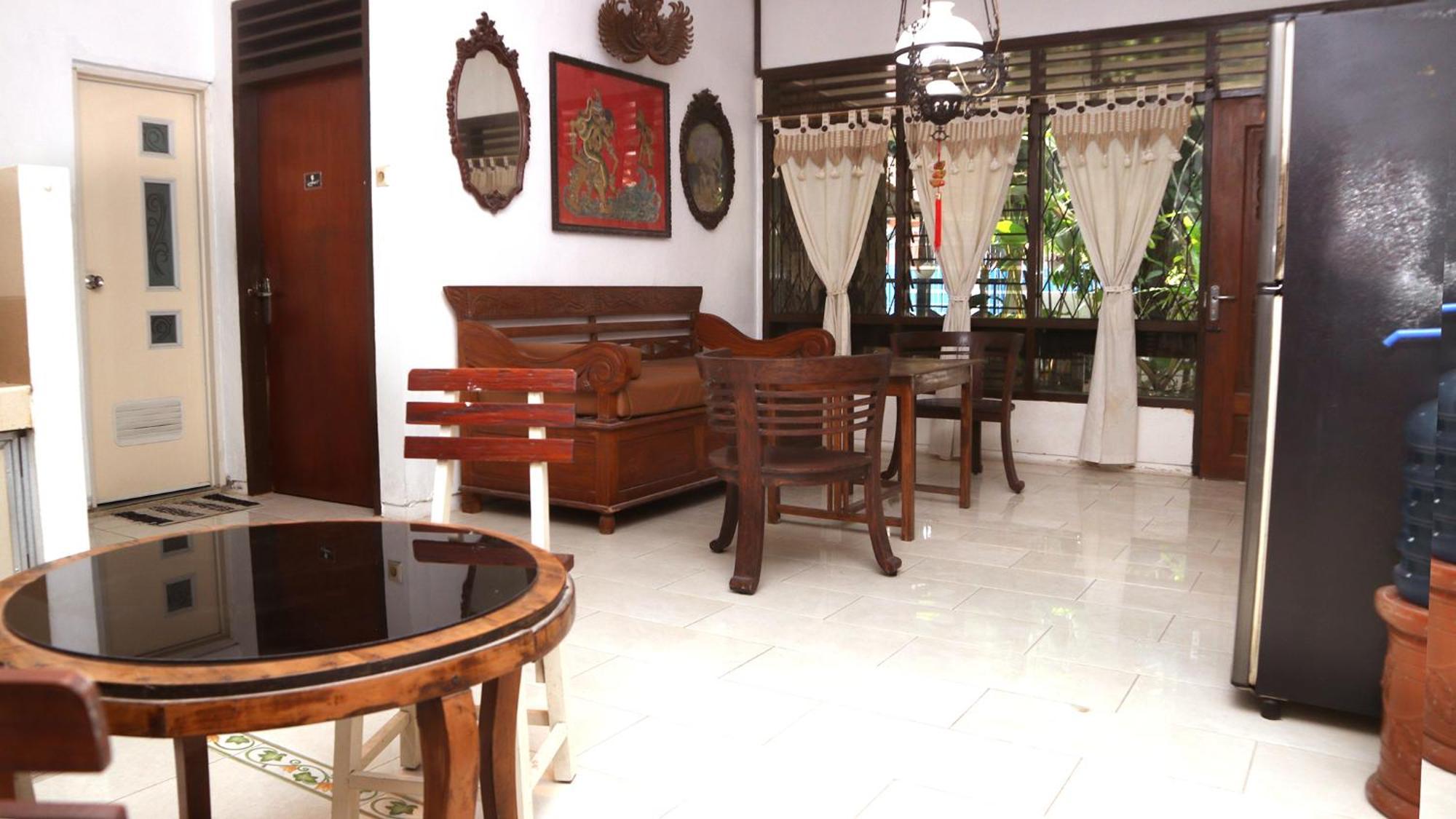 Budarno Homestay Kejayan Exterior photo